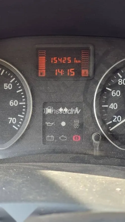 Renault Sandero 2013 Silver Used for Sale - 1