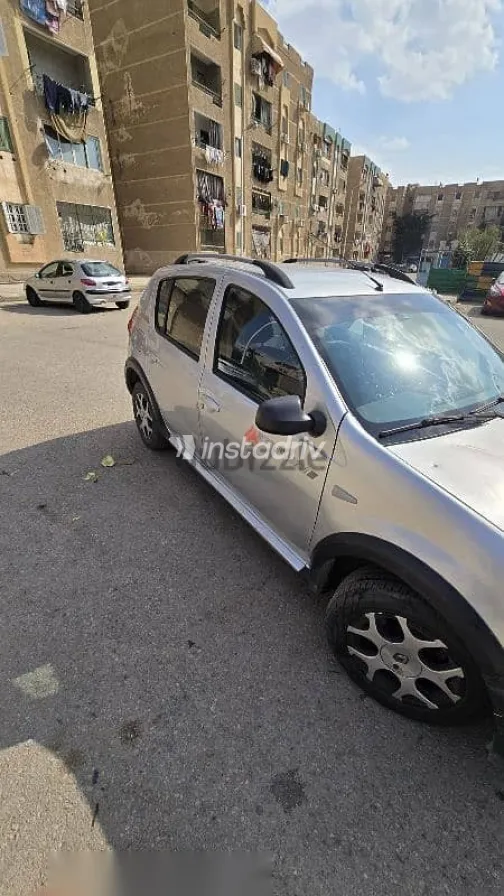 Renault Sandero 2013 Silver Used for Sale - 5