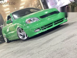 دايو لانوس 1999 أخضر مستعملة للبيع