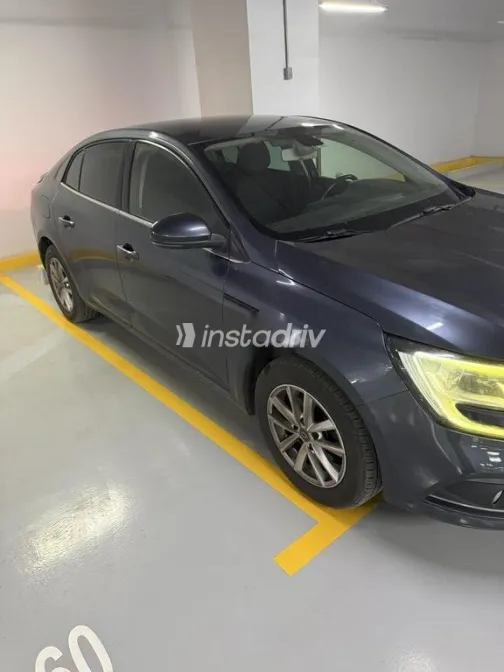 Renault Megane 2020 White Used for Sale - 3