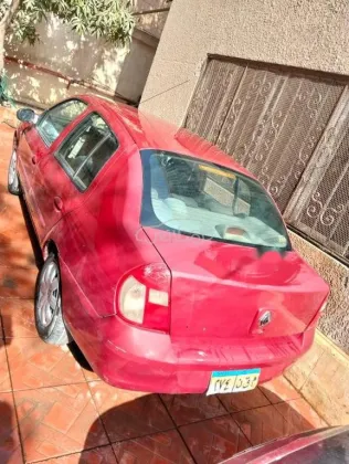 رينو كليو 2007 أحمر مستعملة للبيع