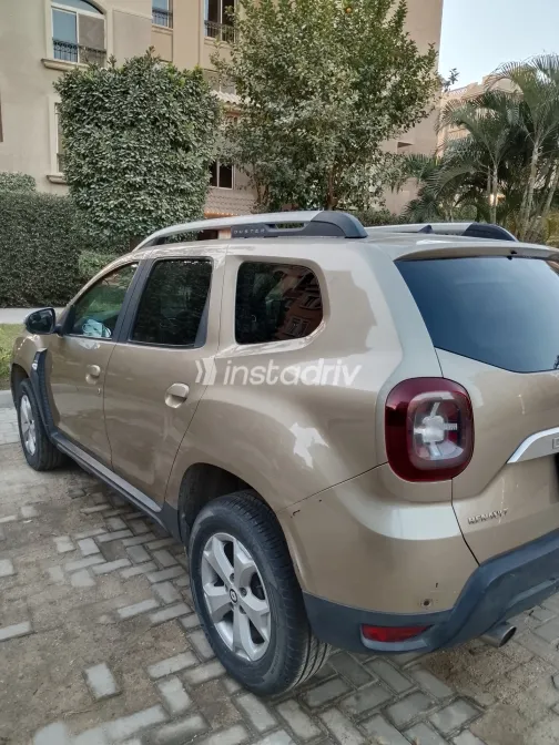 رينو داستر 2019 أبيض مستعملة للبيع - 8