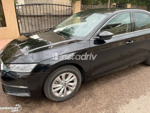 سكودا اوكتافيا 2025 أبيض مستعملة للبيع - 3