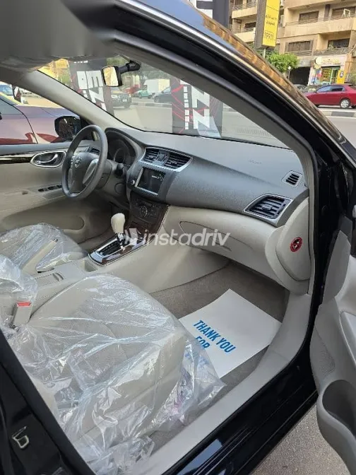 نيسان سنترا 2026 أسود جديدة للبيع - 4