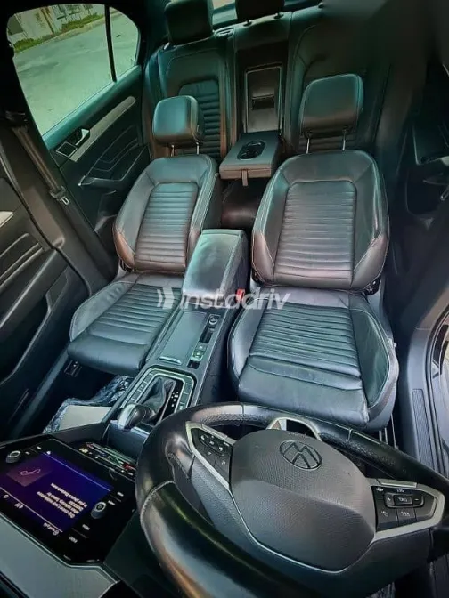 Volkswagen Passat 2021 Black Used for Sale - 5