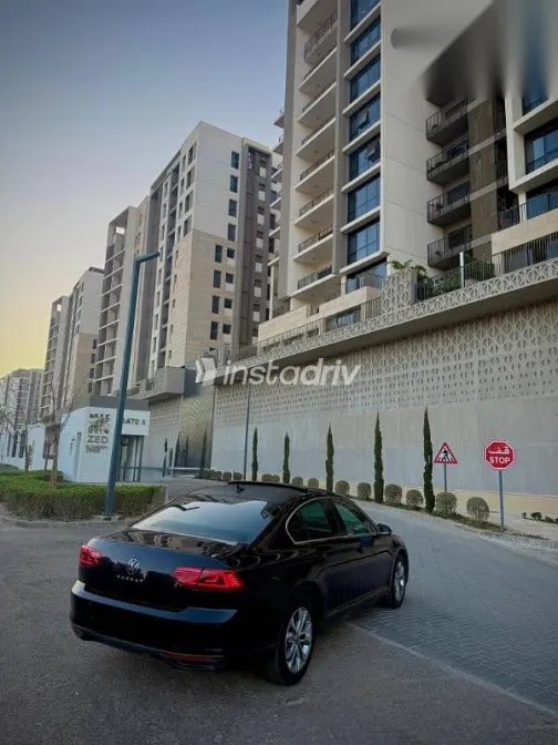 Volkswagen Passat 2021 Black Used for Sale - 10