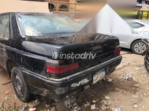 بيجو 605 1995 أسود مستعملة للبيع - 9