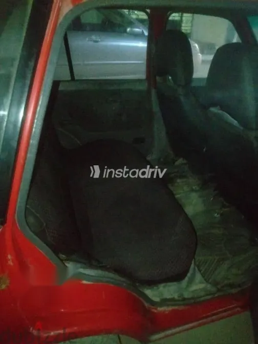 سوزوكى ماروتى 2009 أحمر مستعملة للبيع - 5