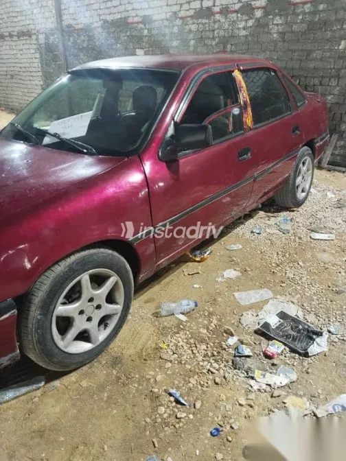 اوبل فيكترا 1994 نبيتي مستعملة للبيع - 8