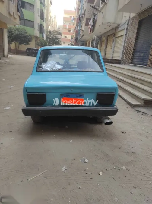 فيات 128 1983 أزرق غامق مستعملة للبيع - 3