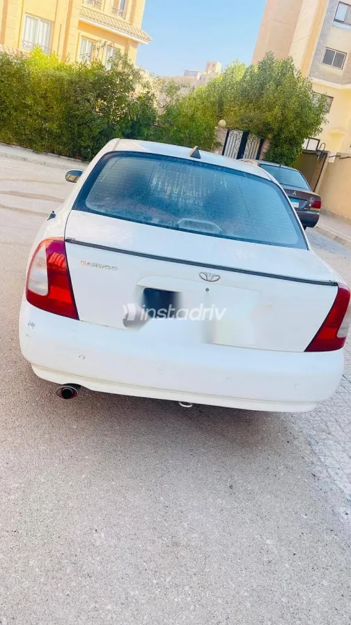 Daewoo Nubira 1997 White Used for Sale - 2
