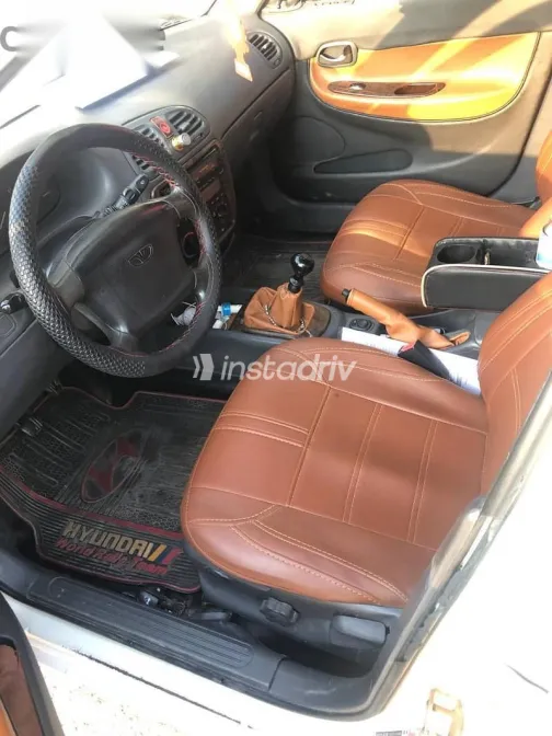 Daewoo Nubira 1997 White Used for Sale - 4