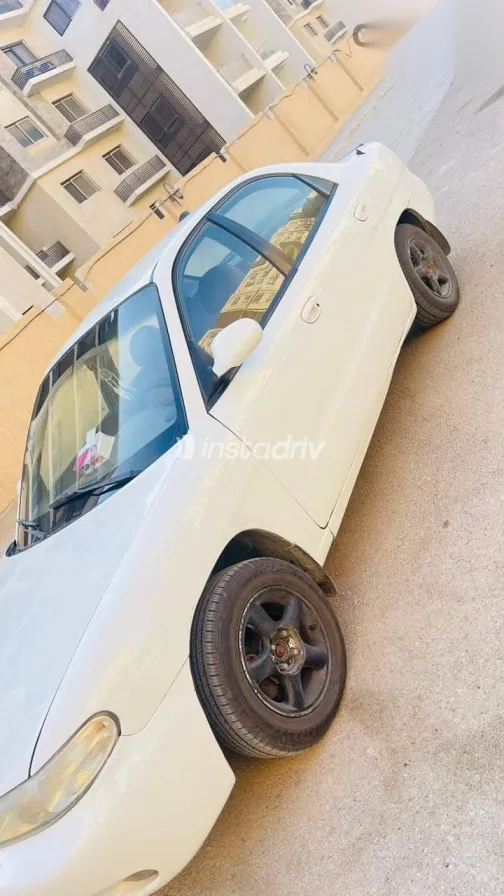 Daewoo Nubira 1997 White Used for Sale - 6