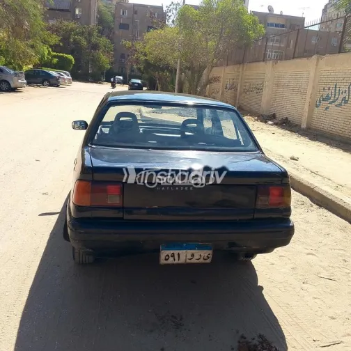 دايهاتسو شاريد 1990 أسود مستعملة للبيع - 2