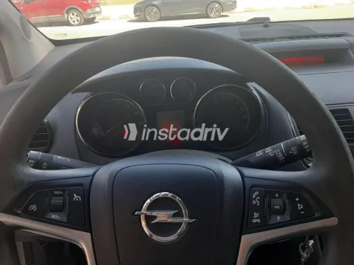 اوبل ميريفا 2015 فضي مستعملة للبيع - 2