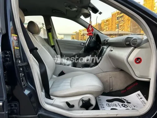 Mercedes C 180 2004 Dark Blue Used for Sale - 4