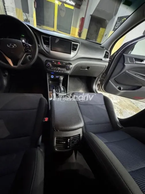 هيونداي توسان GDI 2017 فضي مستعملة للبيع - 5