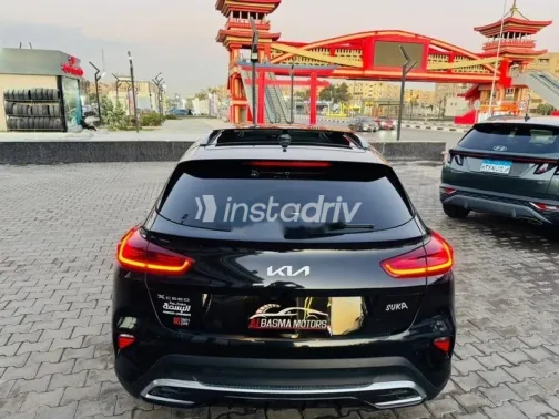 كيا اكسيد 2025 أسود مستعملة للبيع - 5