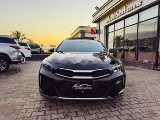 Kia Xceed 2025 Black Used for Sale