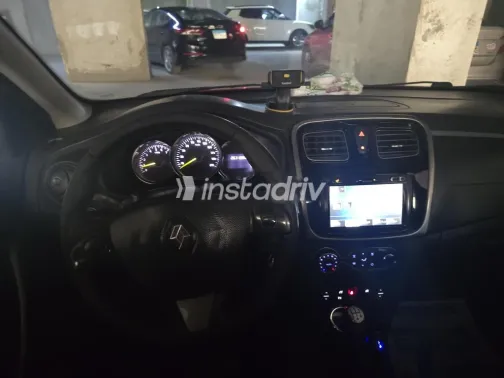 رينو لوجان 2015 أحمر مستعملة للبيع - 3