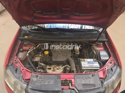 رينو لوجان 2015 أحمر مستعملة للبيع - 5