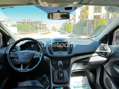 فورد كوجا 2017 أبيض مستعملة للبيع - 2