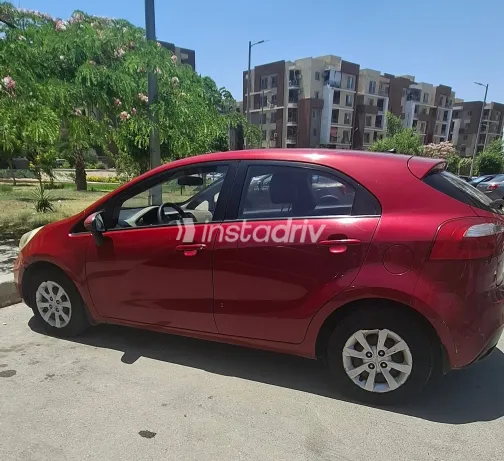 كيا ريو 2014 أبيض مستعملة للبيع - 4