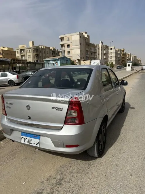 Renault Logan 2013 Silver Used for Sale - 5