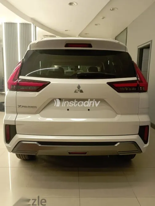 ميتسوبيشي اكسباندر 2026 أبيض جديدة للبيع - 6