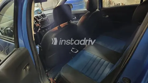 رينو سانديرو 2020 أزرق غامق مستعملة للبيع - 6