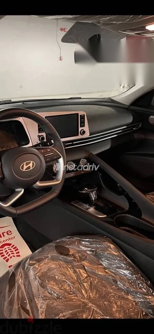 هيونداي إلنترا 2025 رمادي جديدة للبيع - 6