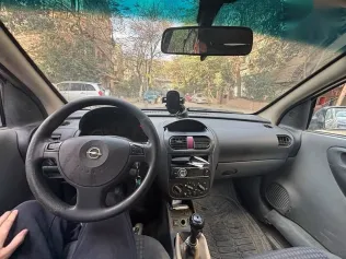 اوبل كورسا 2005 أزرق غامق مستعملة للبيع