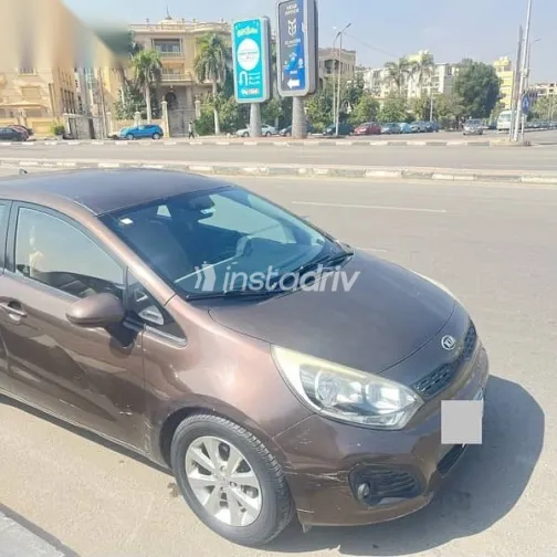 كيا ريو 2015 بني مستعملة للبيع - 4