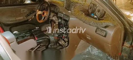 نيسان صنى 1994 أخضر مستعملة للبيع - 3