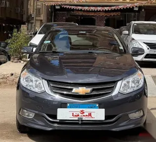 شيفروليه أوبترا 2023 أزرق غامق مستعملة للبيع