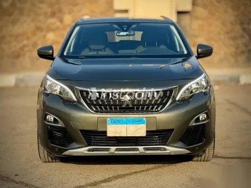 بيجو 3008 2019 أبيض مستعملة للبيع - 1