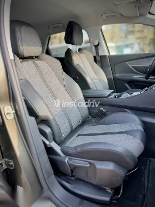 بيجو 3008 2019 أبيض مستعملة للبيع - 8