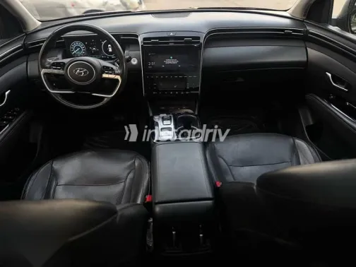 هيونداي توسان 2021 أحمر مستعملة للبيع - 3