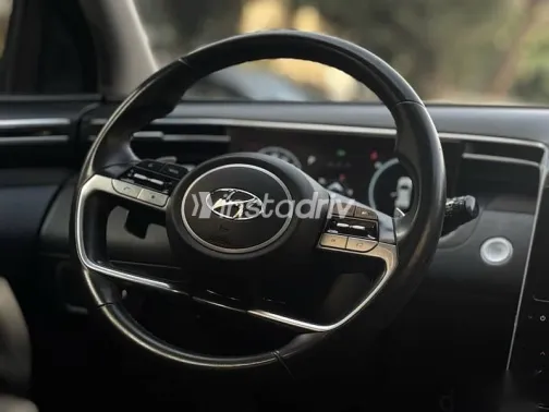 هيونداي توسان 2021 أحمر مستعملة للبيع - 5