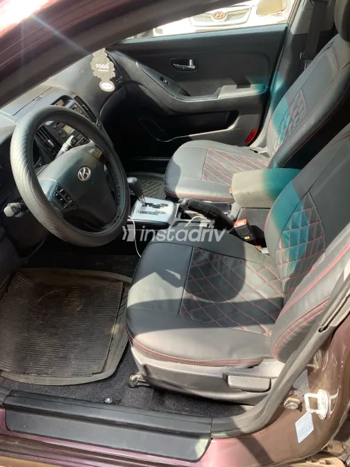 هيونداي إلنترا 2020 أبيض مستعملة للبيع - 2