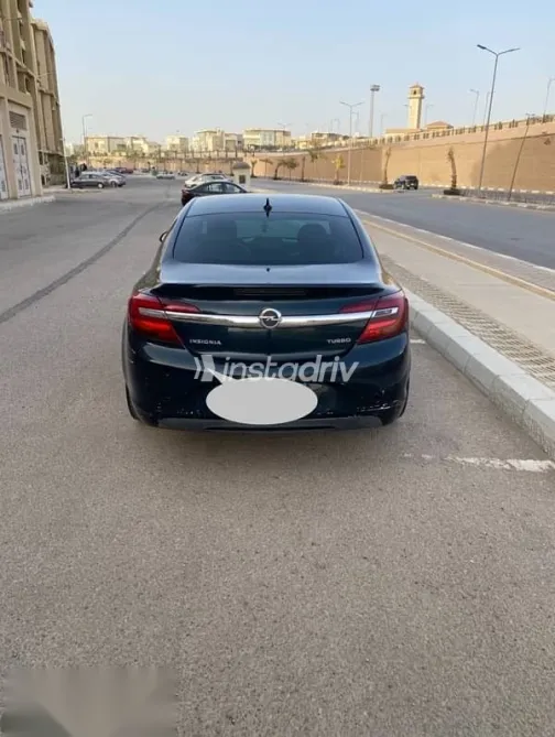 اوبل أنسيجنيا 2017 أخضر مستعملة للبيع - 2