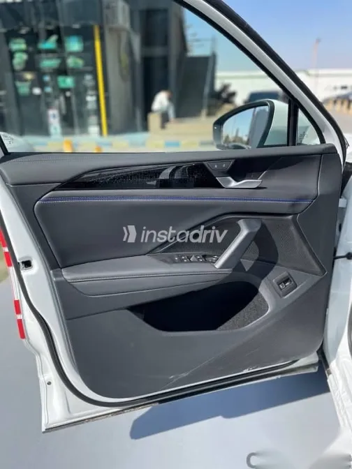 فولكس فاغن تيجون 2026 أبيض جديدة للبيع - 3