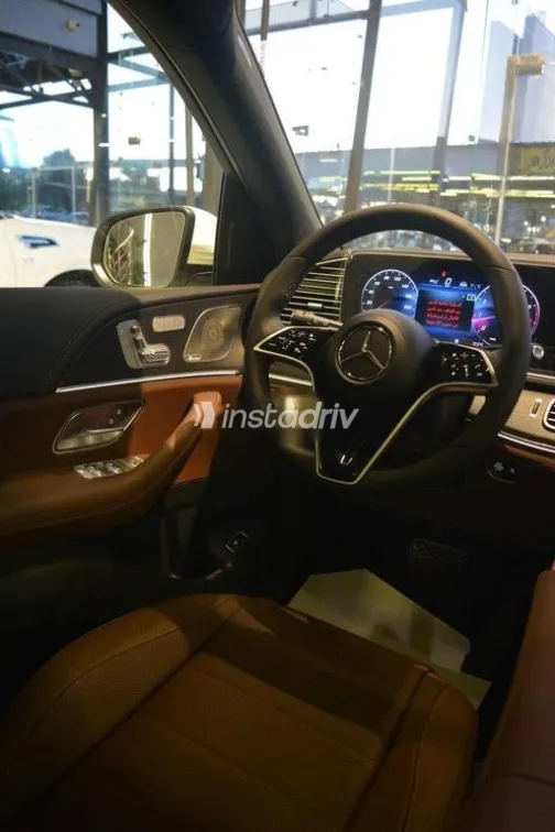 Mercedes GLE 450 2024 White Used for Sale - 3