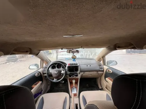 Honda City 2006 Gold Used for Sale - 6