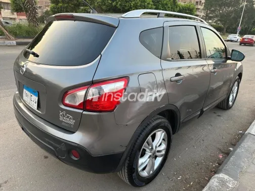 نيسان قشقاي 2013 رمادي مستعملة للبيع - 1