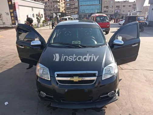 شيفروليه افيو 2017 أبيض مستعملة للبيع - 1