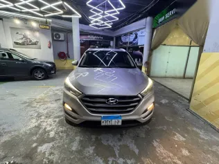 هيونداي توسان 2017 فضي مستعملة للبيع