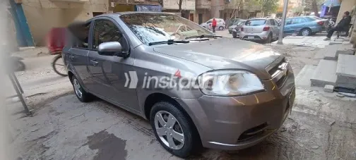 Chevrolet Aveo 2013 Silver Used for Sale - 2