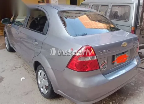 Chevrolet Aveo 2013 Silver Used for Sale - 4
