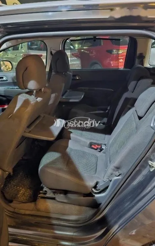 بيجو 5008 2017 رمادي مستعملة للبيع - 4